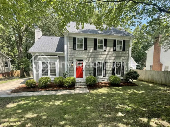 2016 Dembrigh Ln, Charlotte, NC 28262