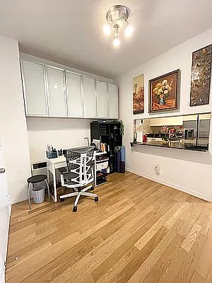 3rd image of 99 John St APT 715
