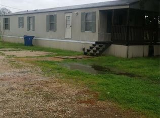 1108 Hamilton St, Waller, TX 77484