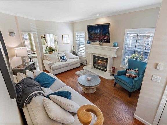 3rd image of 129 Cuesta De Los Gatos Way