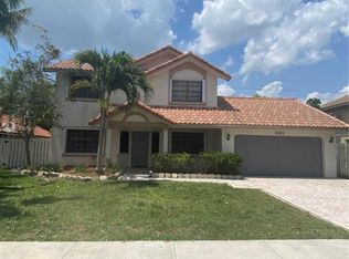 1011 Amherst Ave, Davie, FL 33325