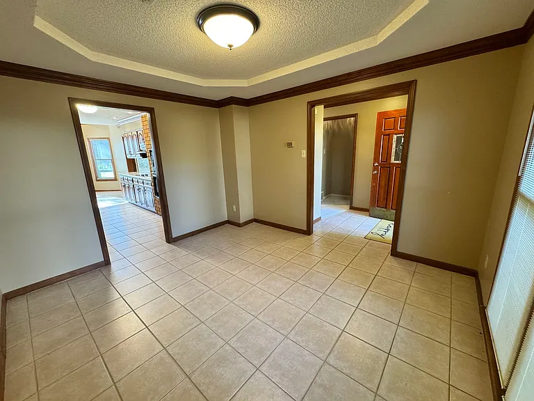 2025 Mount Badon Ln — Photo 14
