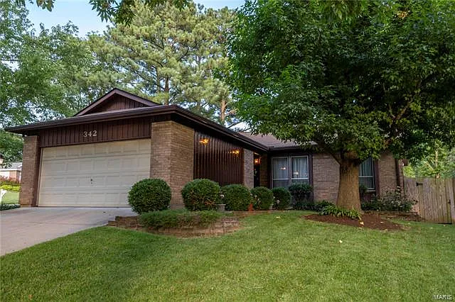 342 Palermo Dr photo 1