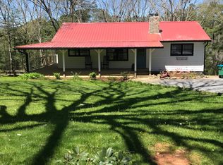 101 Oak Hill Cir, Fairview, NC 28730