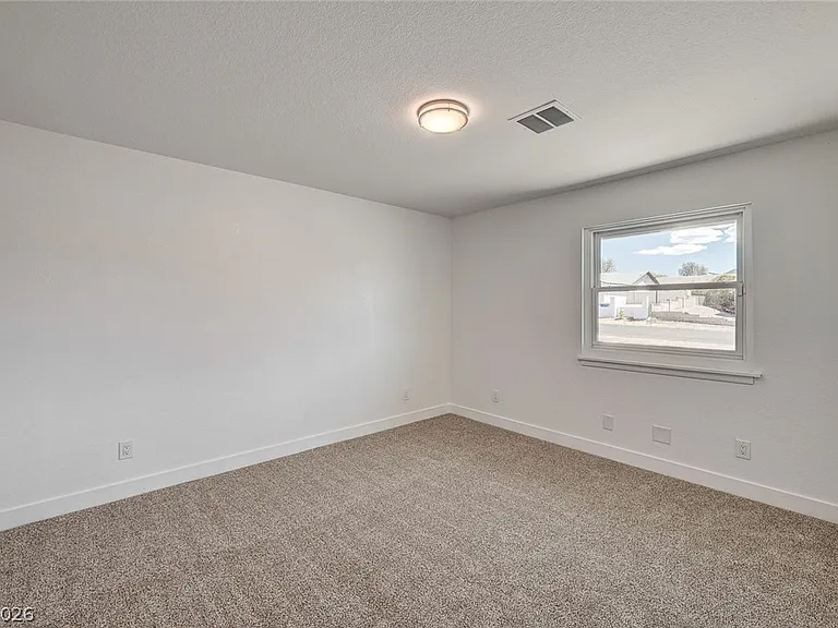 1580 Quarter Horse Dr — Photo 26
