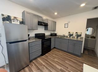 1322 E Memorial Blvd #4, Lakeland, FL 33801