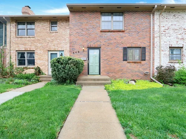 340 Twykingham Pl, Manhattan, KS 66503