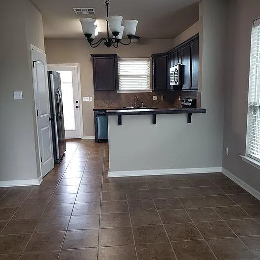 102 Sabine Dr — Photo 10
