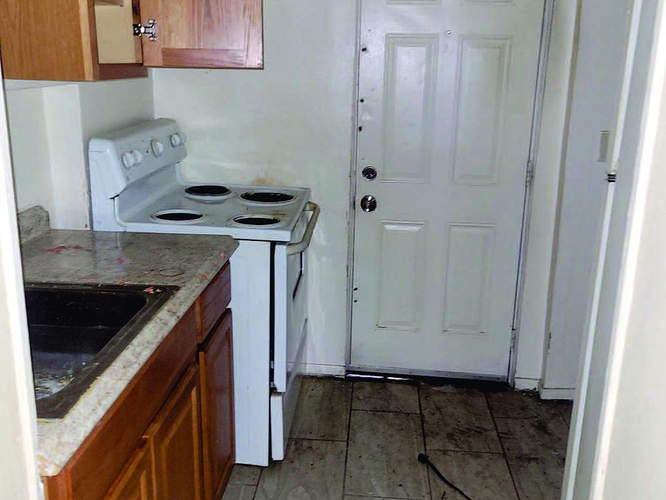 2nd image of 526 N East Ave