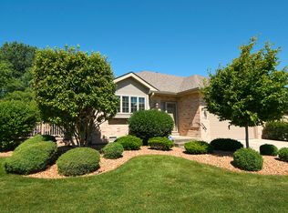 21218 Lakeview Ct, Frankfort, IL 60423