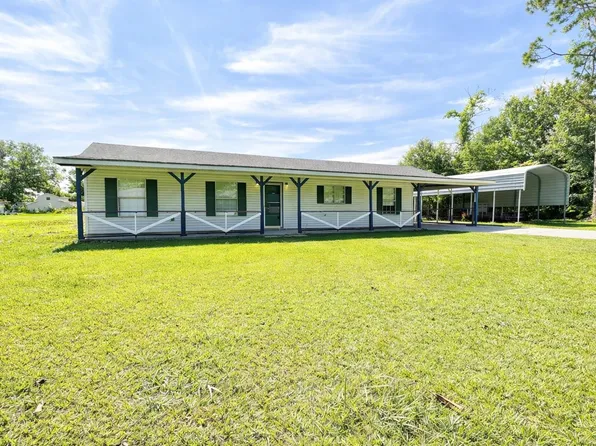 160 Rodriguez Dr, Raceland, LA 70394