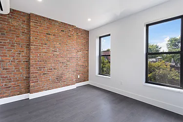 Rented by Safdie Realty Group