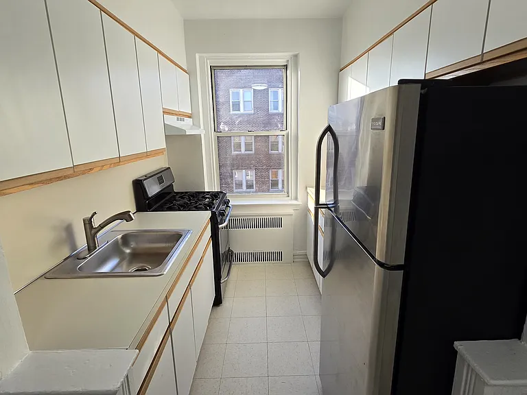 48-53 44th St #6G — Photo 5