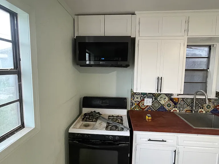 2706 N Hancock Ave #B — Photo 5