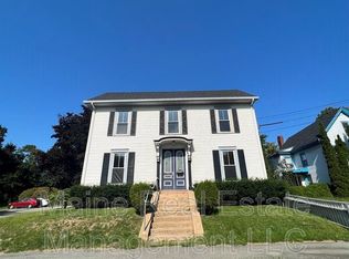 79 4th St APT 3, Bangor, ME 04401