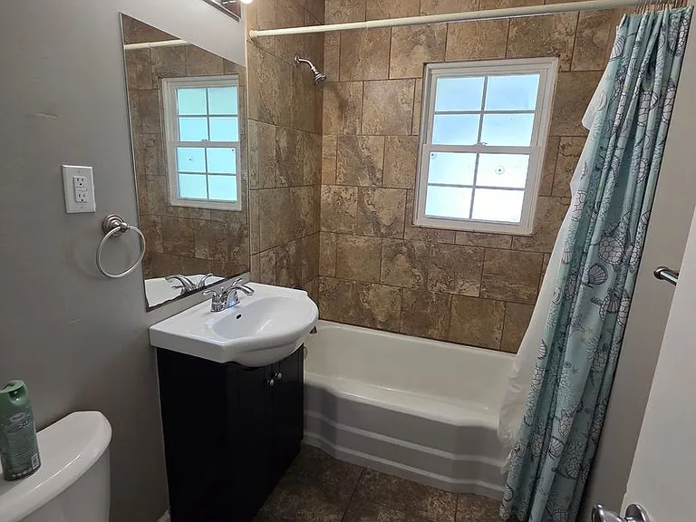 2416 W Rita St — Photo 12