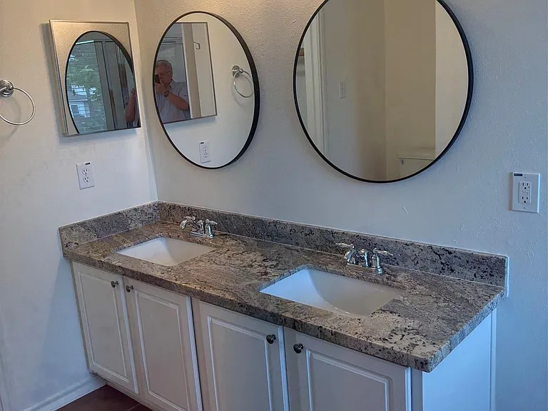 25250 Finchgrove Ln — Photo 12