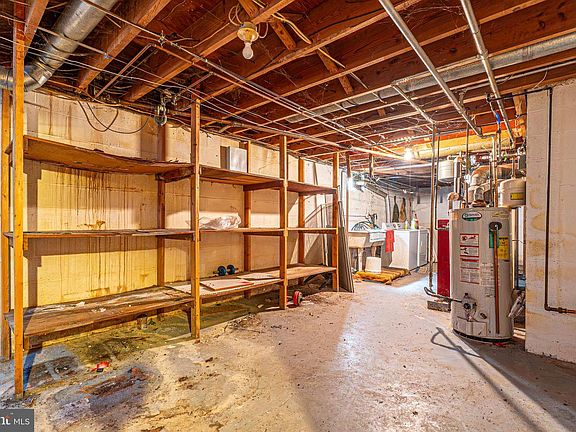 26th image of 1249 Braddock Rd