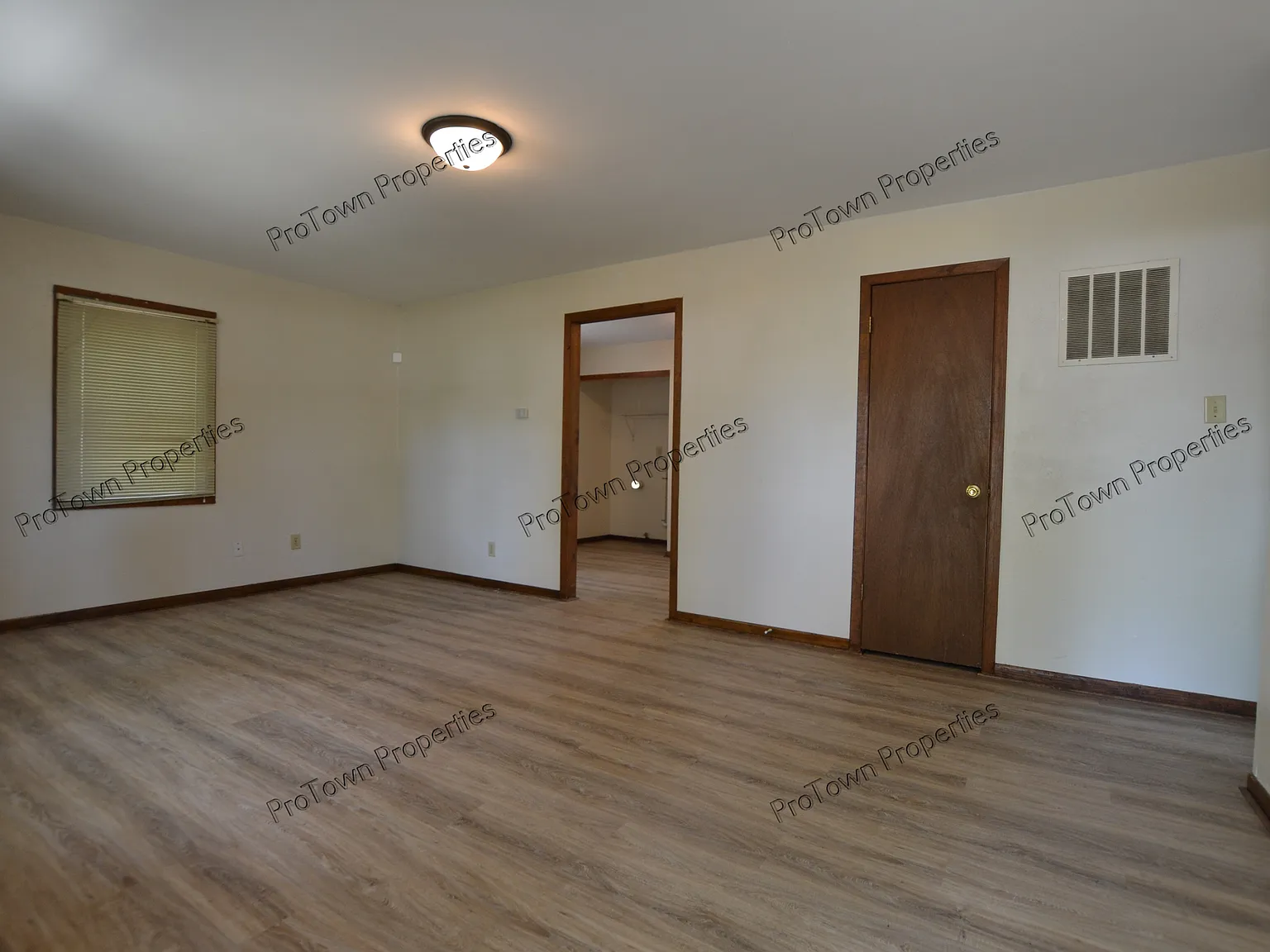 Open House: 8/19 @ 6:00pm & 8/22 @ 12:30pm — Photo 2
