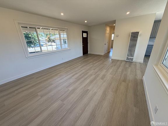 4th image of 511 Marylinn Dr