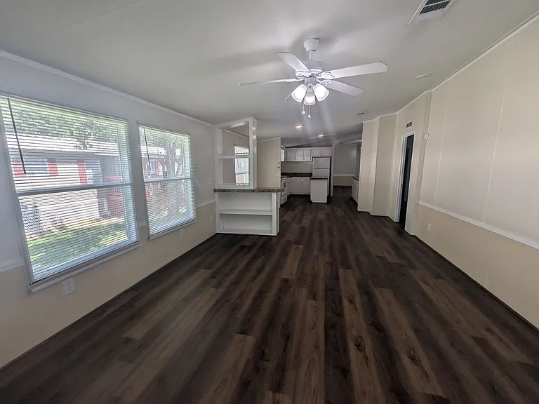 1105 S Rogers St — Photo 57