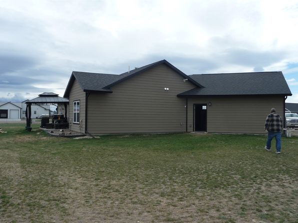 21 Caragana Dr, Ulm, MT 59485
