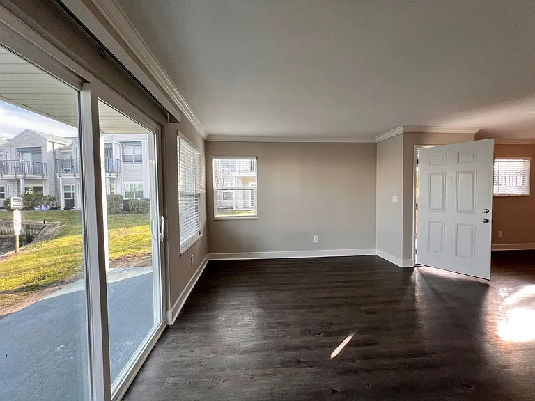 2536 Woodgate Blvd #107 — Photo 7