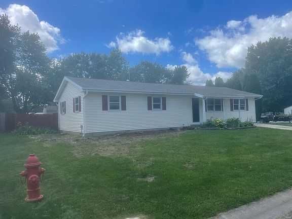 2nd image of 312 N Rose Dr
