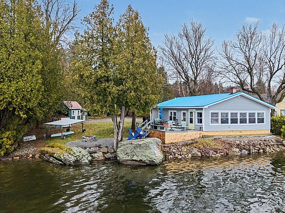 2nd image of 326 Mullen Shore Road