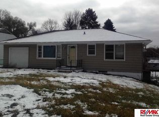 3915 Curtis Ave, Omaha, NE 68111