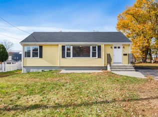 99 Burgess Pl, Groton, CT 06340