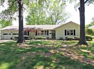 3921 W 96th St, Overland Park, KS 66207