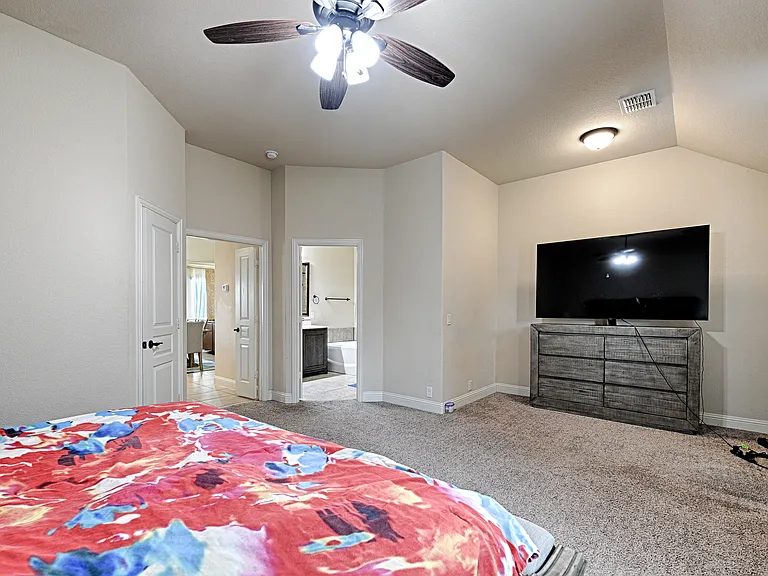 1721 Maplewood Dr — Photo 20
