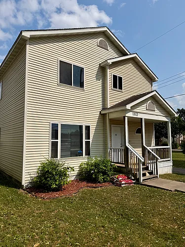 1312 Morgan Ave N Photo 1