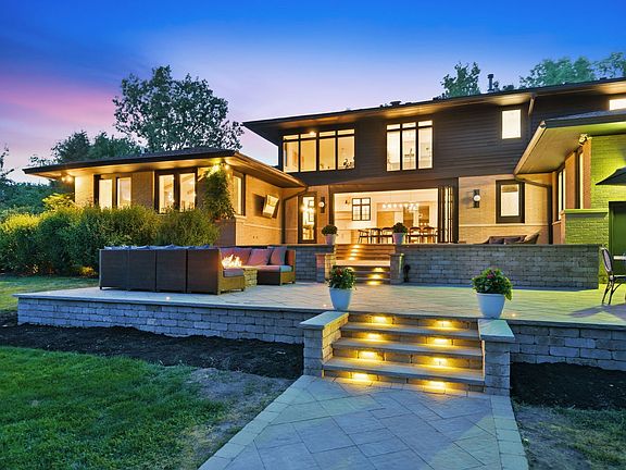 4th image of 88 Riverwood Dr