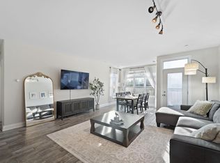 1915 N Water St APT 408, Milwaukee, WI