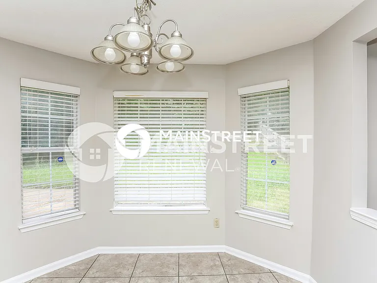 WM - Breakfast Nook