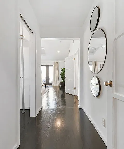 4460 Stansbury Ave — Photo 23
