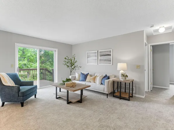 217 Tiffany Dr, Hastings, MN 55033