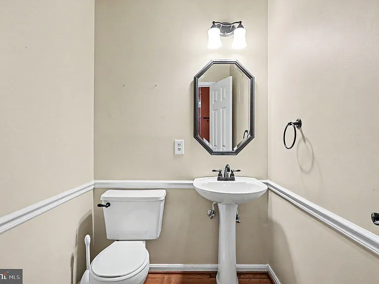 4872 Ebb Tide Ct — Photo 24