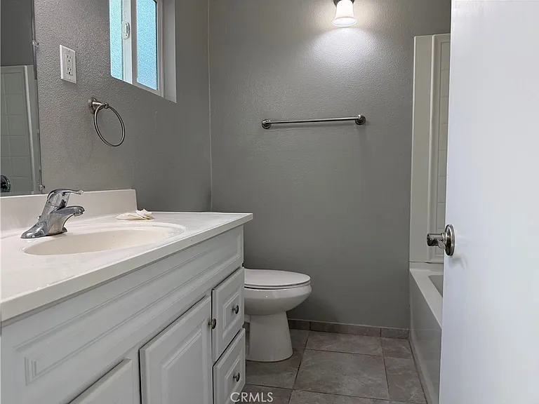 37700 Van Fleet Ave #3 — Photo 9