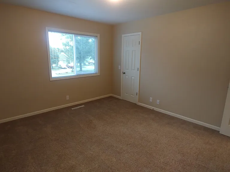 2802 Sutton Pl #2802 — Photo 43