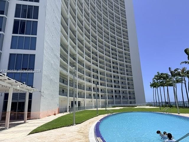 1st image of 601 NE 36th St APT 803