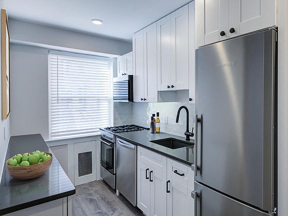 Premium Package Tier 05 Kitchen