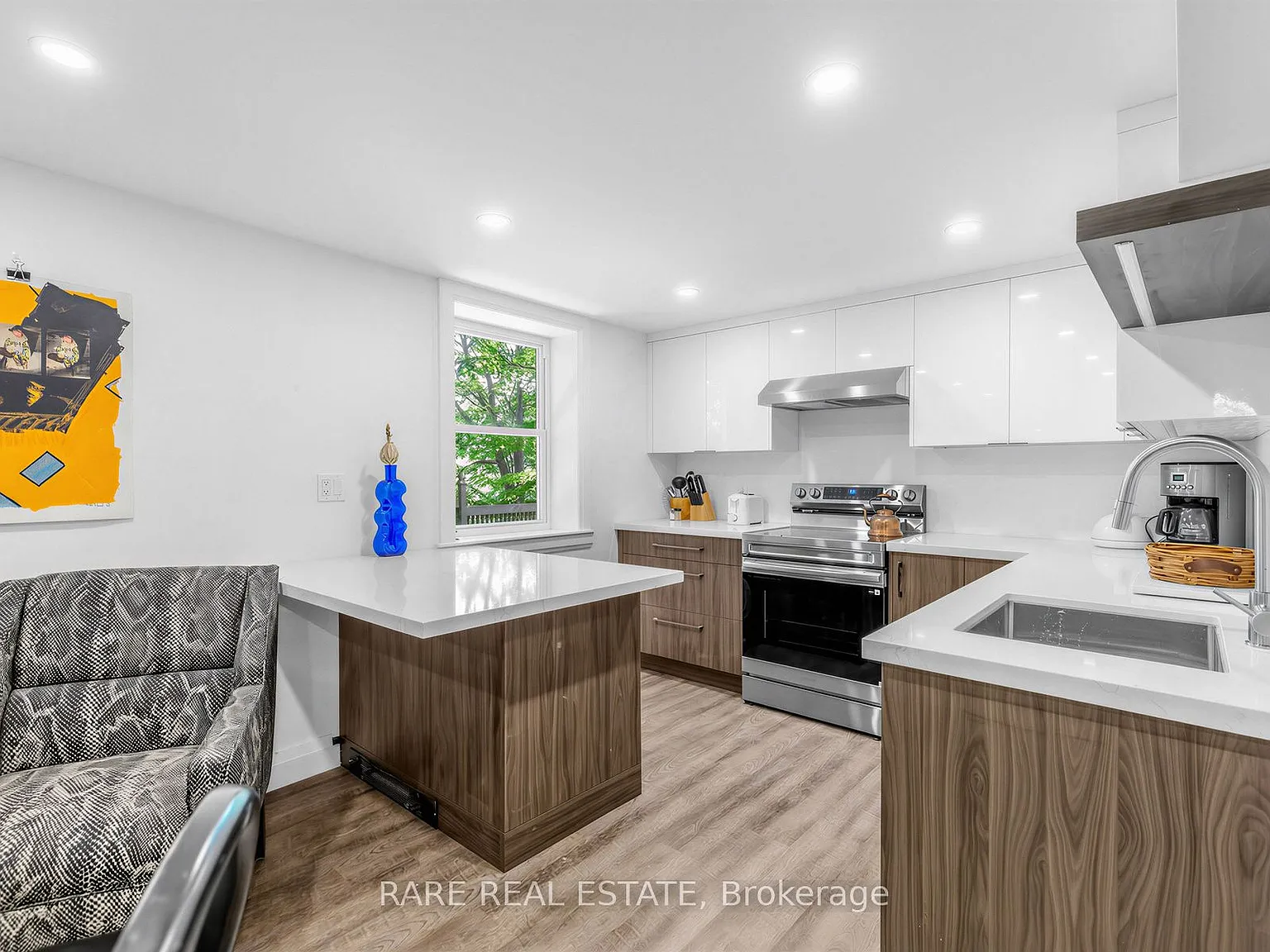 2 bed, $3,500 — Photo 3