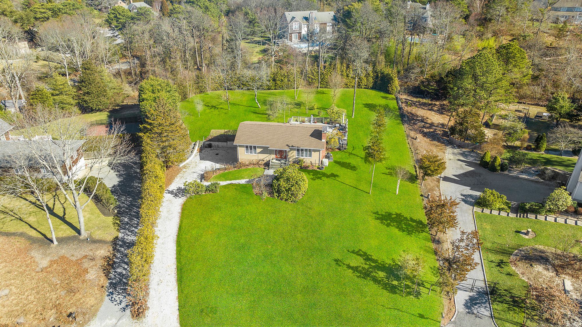 22 Cheviot Rd in Southampton Out East