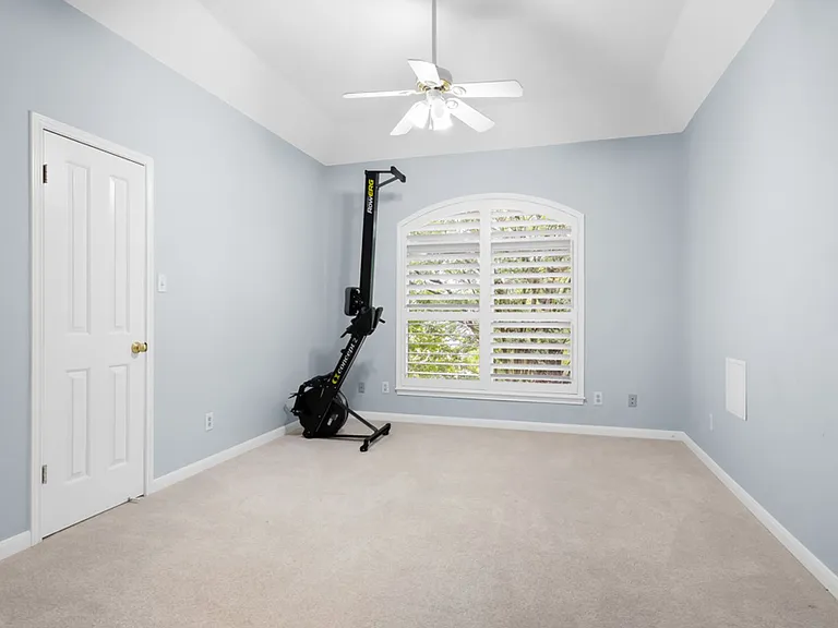 1318 Barton Crk — Photo 20