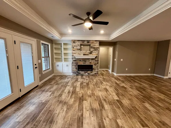 1145 Waterloo St, Troy, OH 45373
