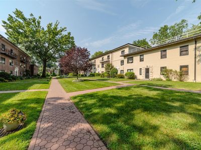 32 Manchester Road Unit #B26, Eastchester, NY, 10709