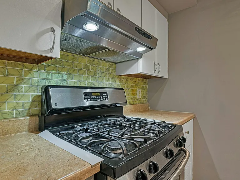 31 Home Pl #1 — Photo 26
